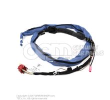Harness for liftgate