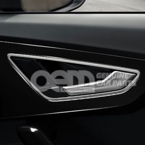 车门饰板装饰板 辉煌黑色 Audi Q2 81 81B072391 Y9B