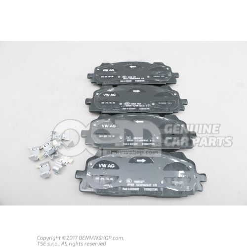 1 set of brake pads for disk brake 4M0698151BK