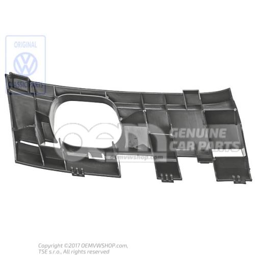 Support element for bumper Golf Mk4