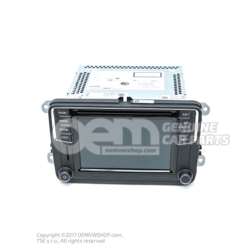 Display and control panel with touchscreen, radio, sd card reader, cd drive and bluetooth display 5K7035200L