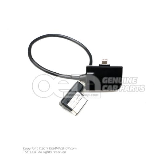 Faisceau de câbles adaptateur pour prise multimédia MEDIA-IN 5N0035554J