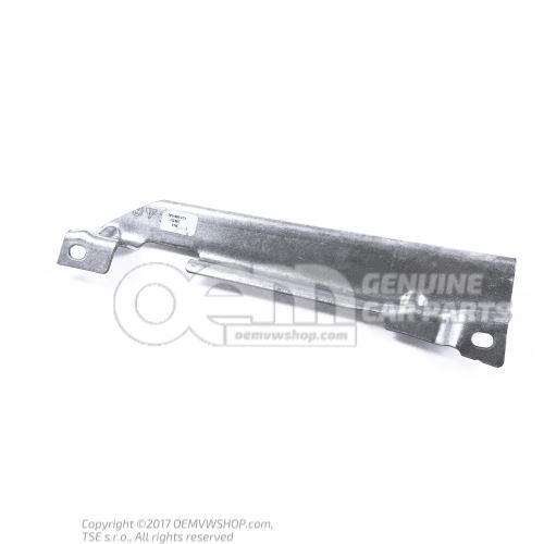 Element retractable 7P0880671A