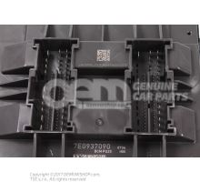 Control unit (BCM) for convenience system, Gateway and onboard power supply 7E0937090 Z2P