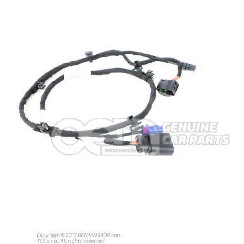 Adapter cable loom for vehicle with cruise contr- ol system and automatic cruise control 3G0971206F
